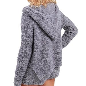 POL plush gray pullover hoodie, size Medium
